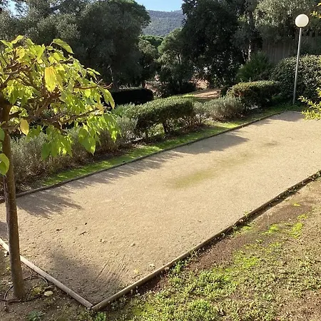 度假居 Mazet Domaine Des Restanques 圣马克西姆